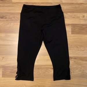 Maurices workout capris